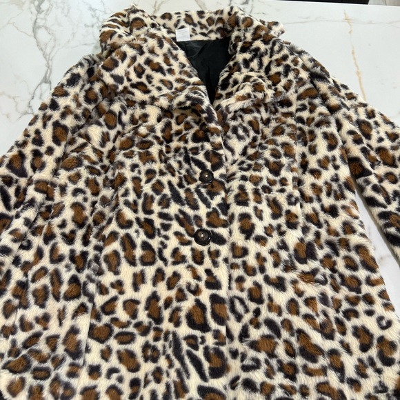 YELLOWSTONE COSTUME - Picture 3 of 5